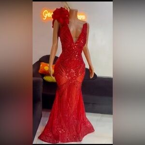 SELLING PROM DRESS !!!